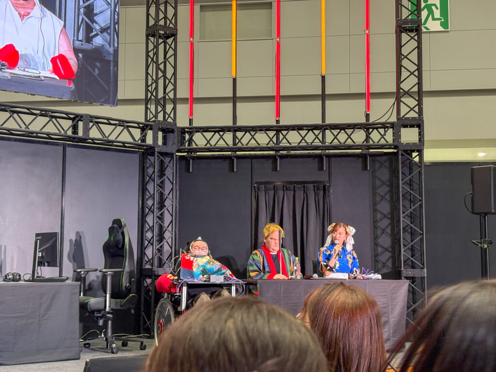 司会とゲストによる解説